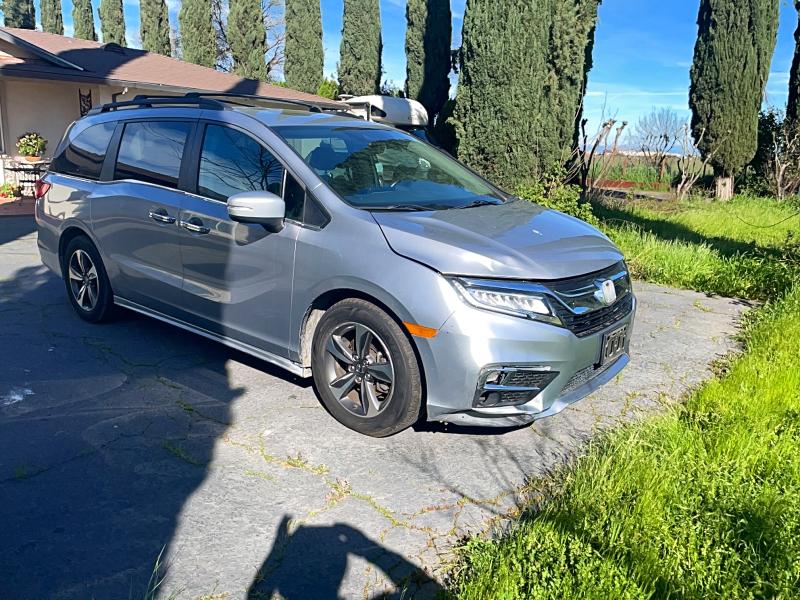 2018 HONDA ODYSSEY — VIN 5FNRL6H87JB012080