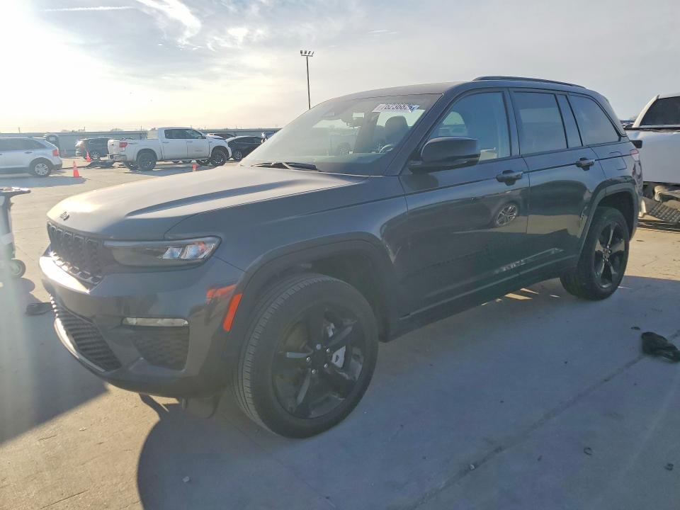 2025 JEEP GRAND CHEROKEE — VIN 1C4RJGBG1SC290516