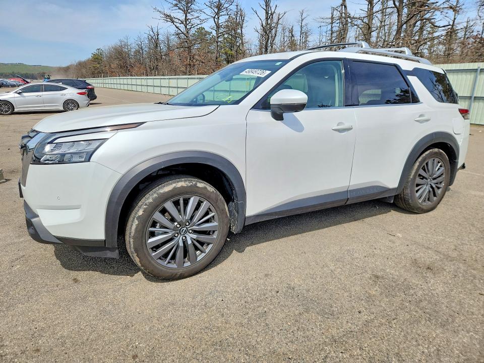 2025 NISSAN PATHFINDER — VIN 5N1DR3CD4SC223033