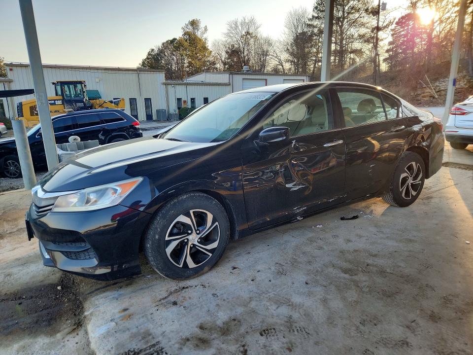 2017 HONDA ACCORD — VIN 1HGCR2F32HA190827