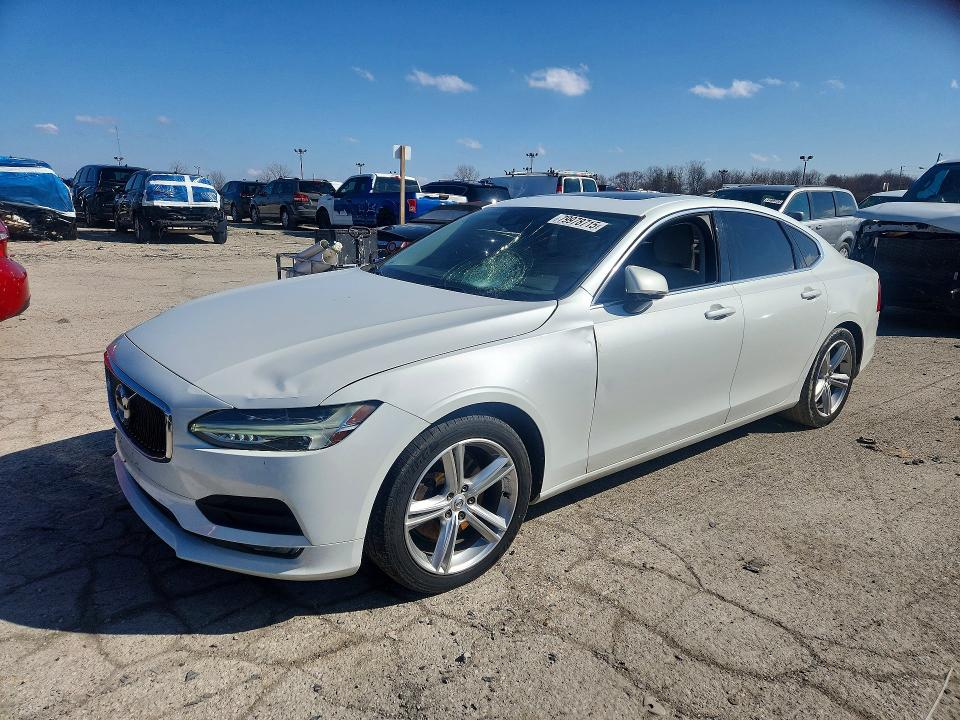 2017 VOLVO S90 — VIN YV1102AK3H1010232