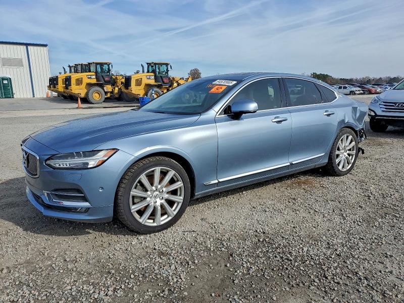 2017 VOLVO S90 — VIN YV1A22ML5H1015043