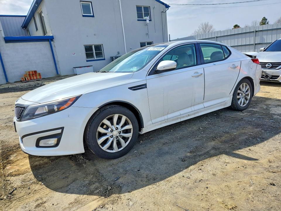 2015 KIA OPTIMA — VIN 5XXGN4A79FG469095