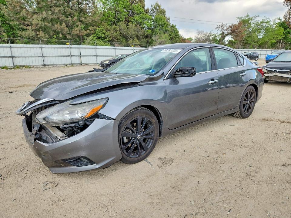 2017 NISSAN ALTIMA — VIN 1N4AL3APXHC270118
