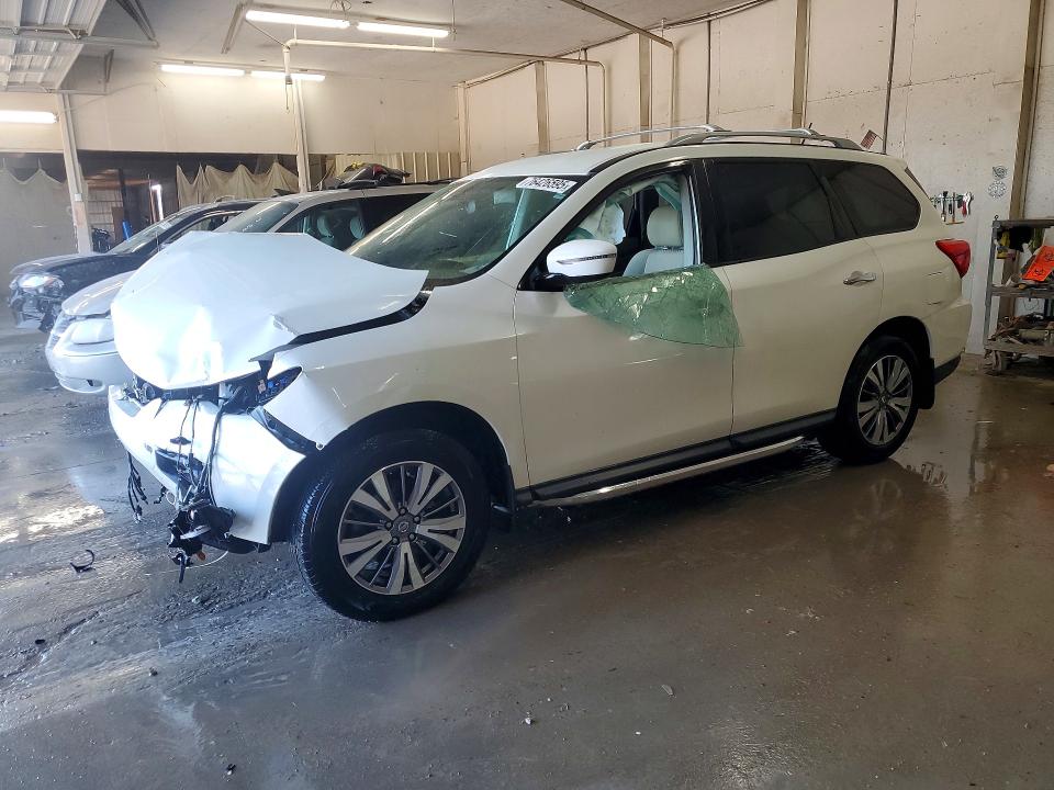 2018 NISSAN PATHFINDER — VIN 5N1DR2MM3JC637556