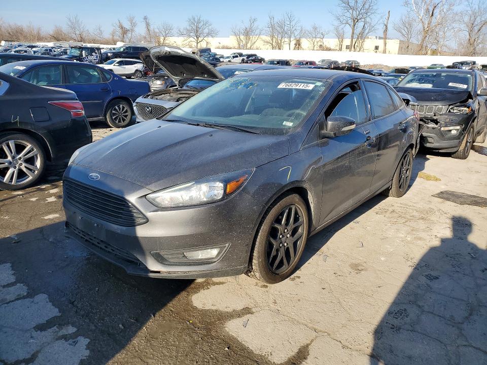 2016 FORD FOCUS — VIN 1FADP3FE1GL212485
