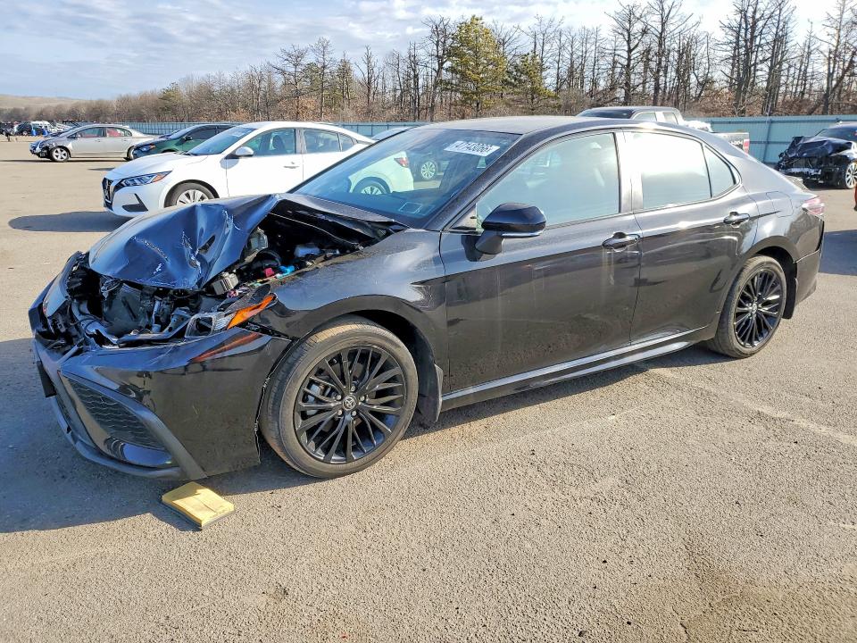 2022 TOYOTA CAMRY HYBRID — VIN 4T1T31AK6NU044137