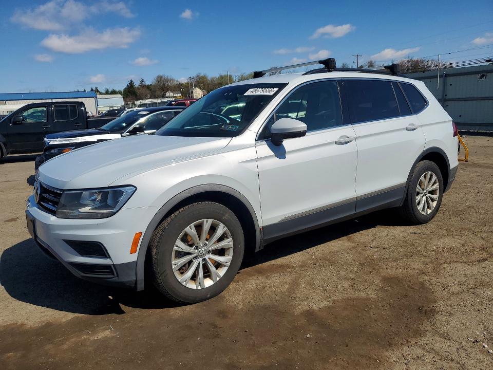 2018 VOLKSWAGEN TIGUAN — VIN 3VV2B7AX4JM153424