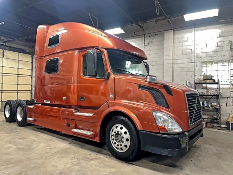 2017 VOLVO VN VNL — VIN 4V4NC9EG7HN966100