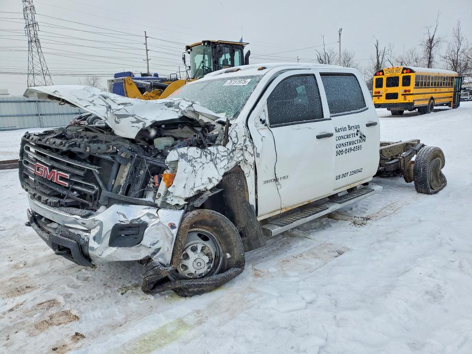 2015 GMC SIERRA — VIN 1GD421C86FF512463