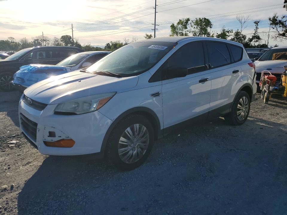 2015 FORD ESCAPE — VIN 1FMCU0F79FUB69095