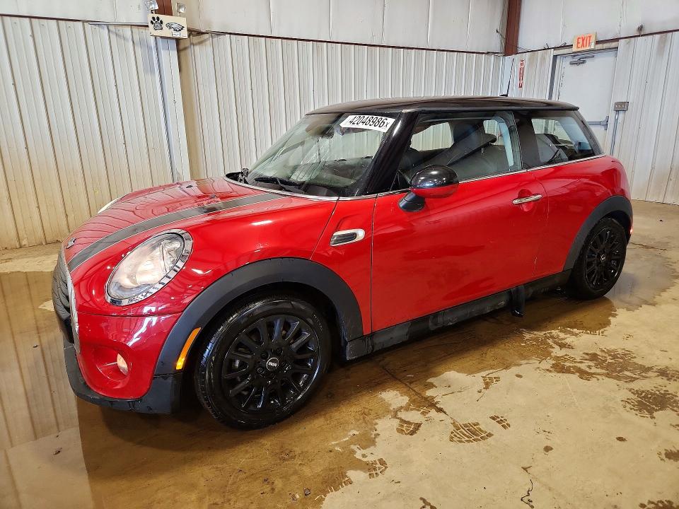2018 MINI COOPER — VIN WMWXP5C58J3C65392