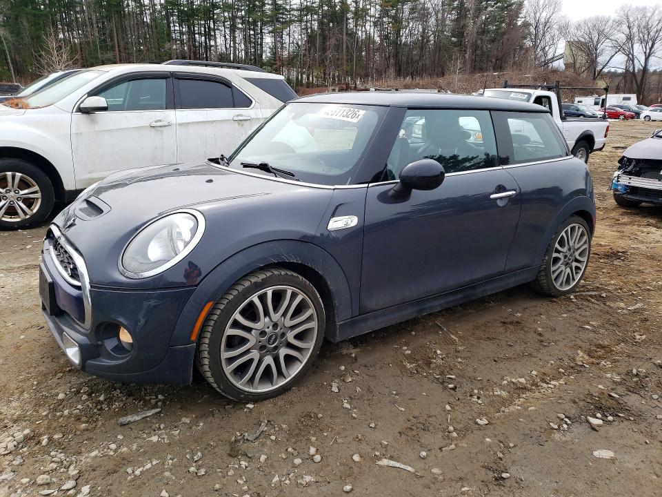 WMWXP7C58H3B49843