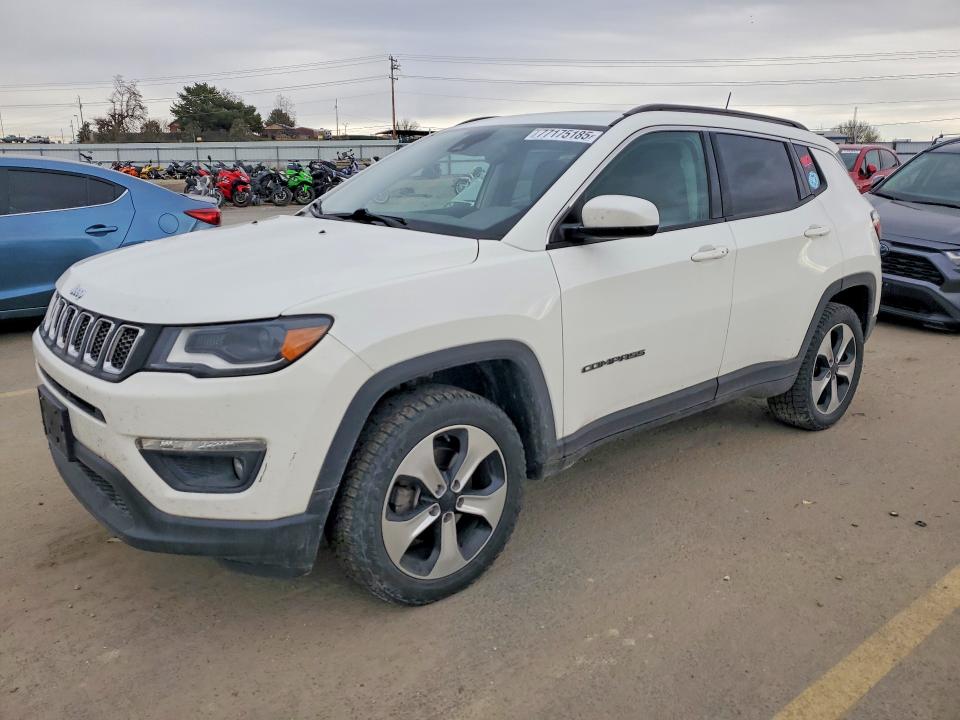 2017 JEEP COMPASS — VIN 3C4NJDBB8HT624250