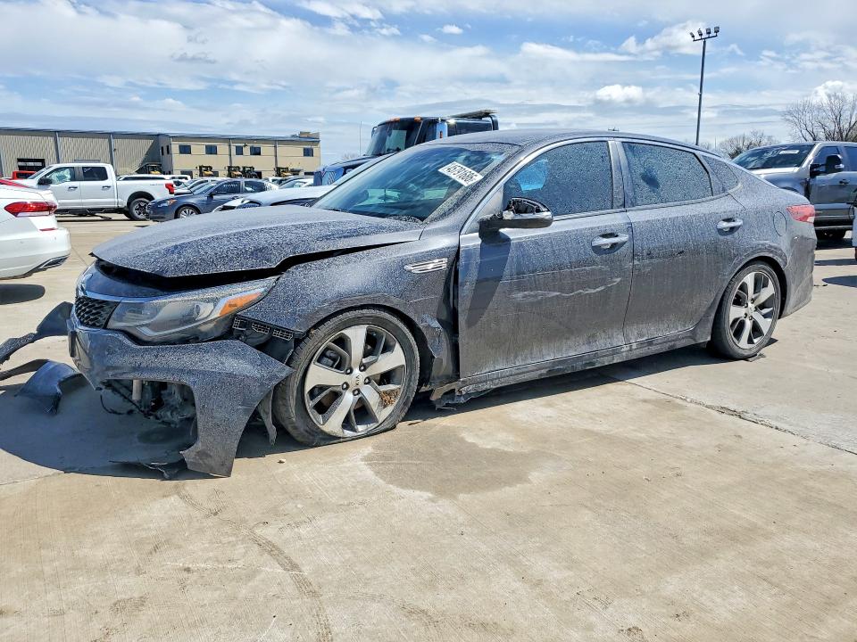 2019 KIA OPTIMA — VIN 5XXGT4L36KG330813