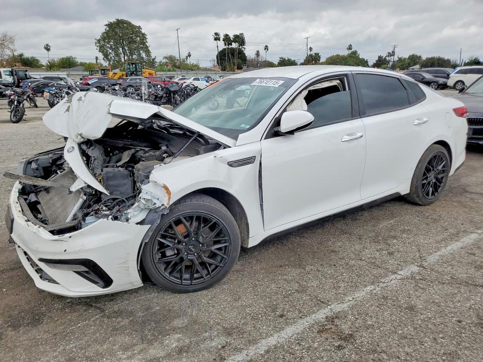 2020 KIA OPTIMA — VIN 5XXGT4L32LG395501