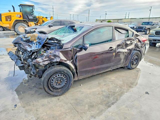 2017 KIA FORTE — VIN 3KPFL4A7XHE024944