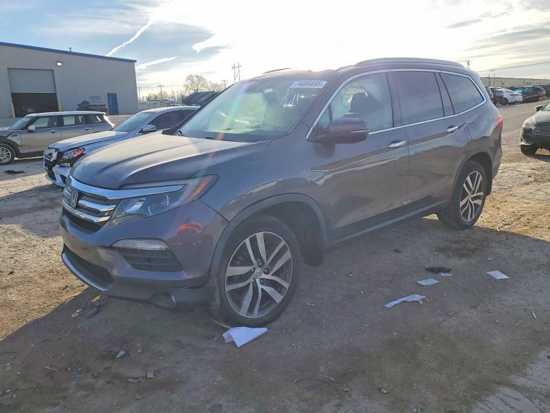 2018 HONDA PILOT — VIN 5FNYF6H92JB012161