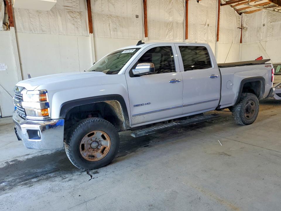 2015 CHEVROLET SILVERADO — VIN 1GC1KWEG4FF628494