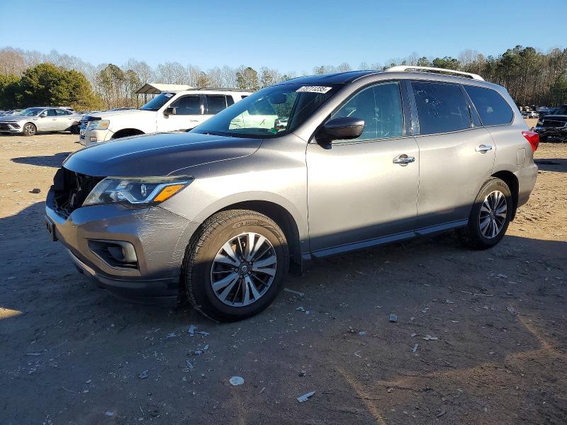 2017 NISSAN PATHFINDER — VIN 5N1DR2MM8HC630435