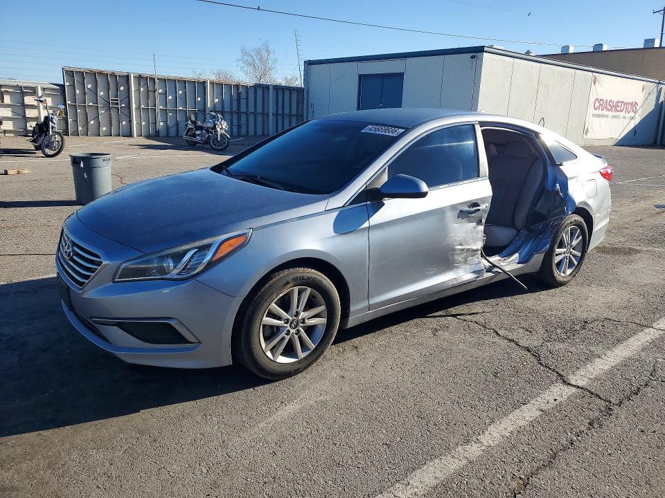 2016 HYUNDAI SONATA — VIN 5NPE24AFXGH365616