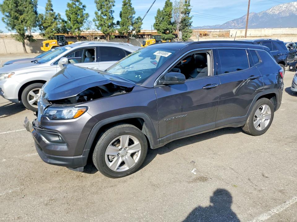 2022 JEEP COMPASS — VIN 3C4NJCBB0NT180383