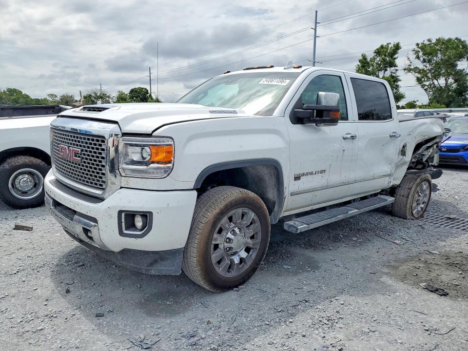 2017 GMC SIERRA — VIN 1GT12UEYXHF212692