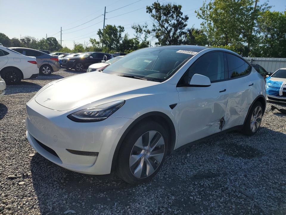 2023 TESLA MODEL Y — VIN 7SAYGDEE5PA155424