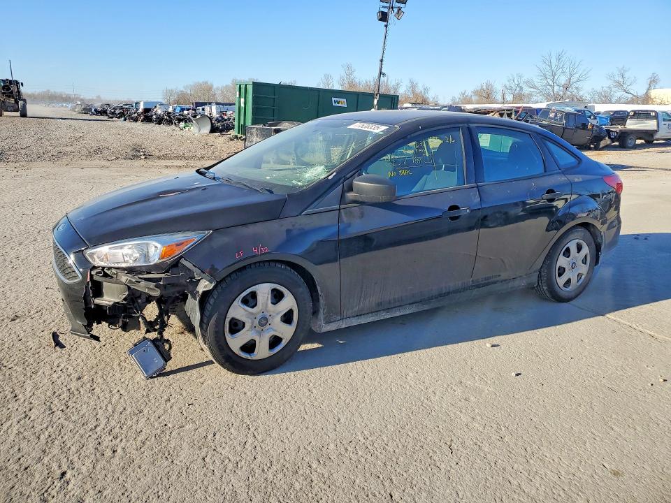 2016 FORD FOCUS — VIN 1FADP3E28GL377702