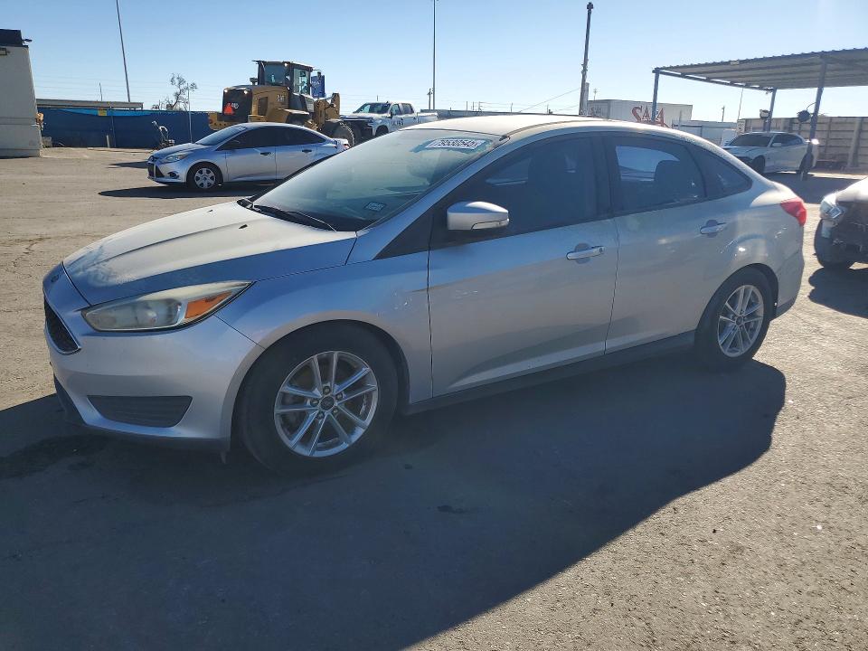 2015 FORD FOCUS — VIN 1FADP3F25FL384801