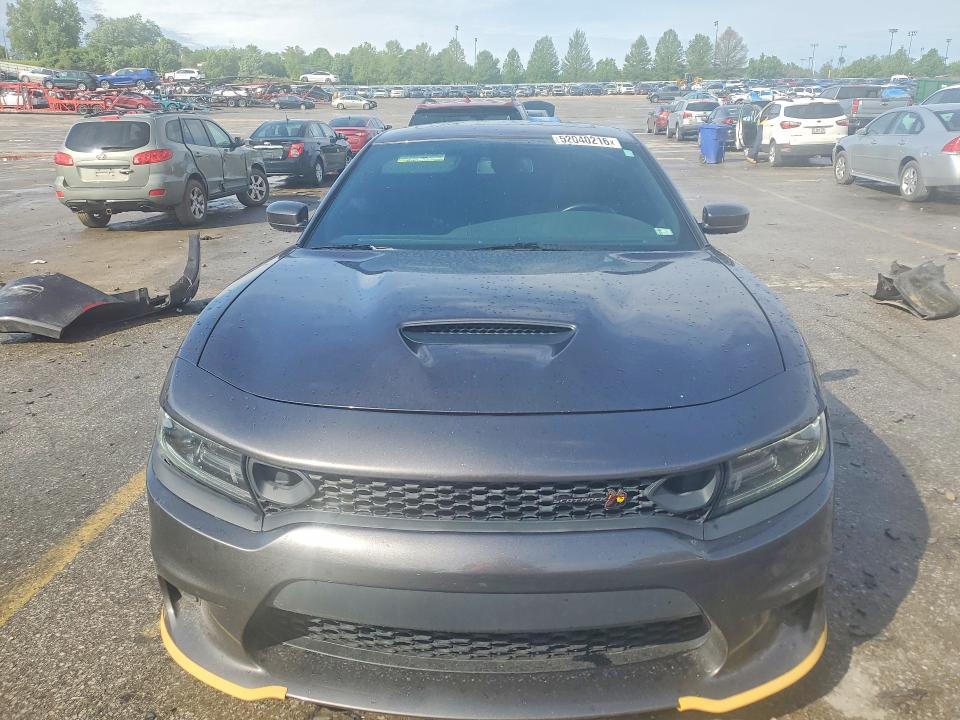 2C3CDXGJ8LH204493
