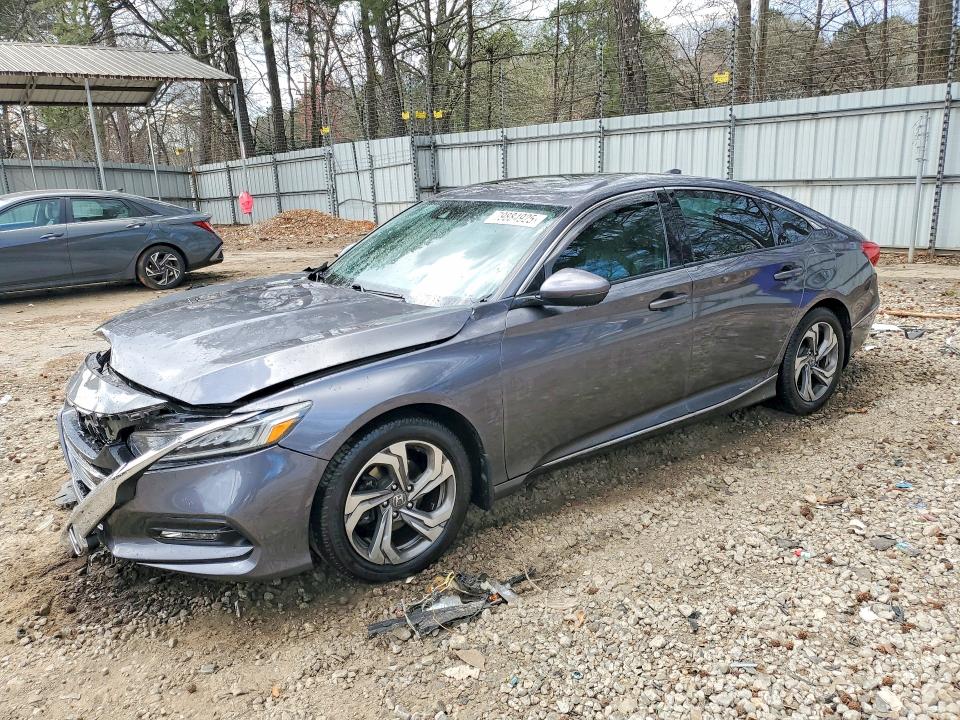2018 HONDA ACCORD — VIN 1HGCV1F5XJA070318