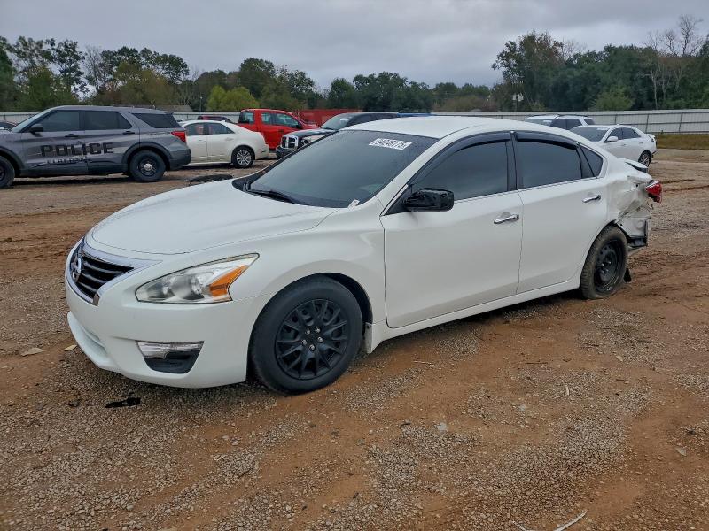 2015 NISSAN ALTIMA — VIN 1N4AL3AP0FN385988