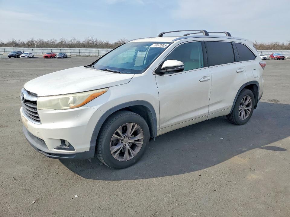 2015 TOYOTA HIGHLANDER — VIN 5TDJKRFH6FS192451