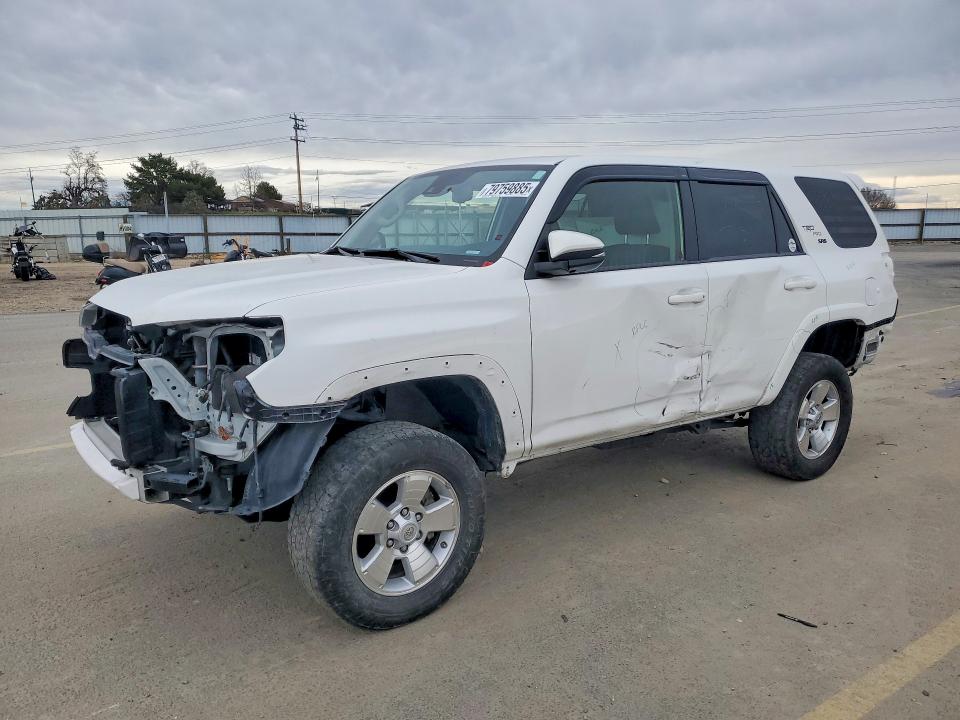 2020 TOYOTA 4RUNNER — VIN JTEBU5JR1L5747505