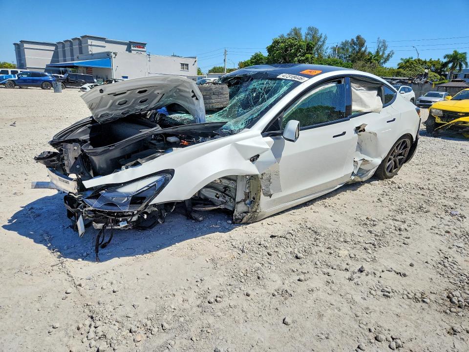 2022 TESLA MODEL 3 — VIN 5YJ3E1EA8NF318818