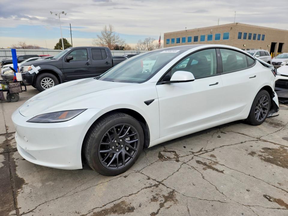 2025 TESLA MODEL 3 — VIN 5YJ3E1EB3SF034016