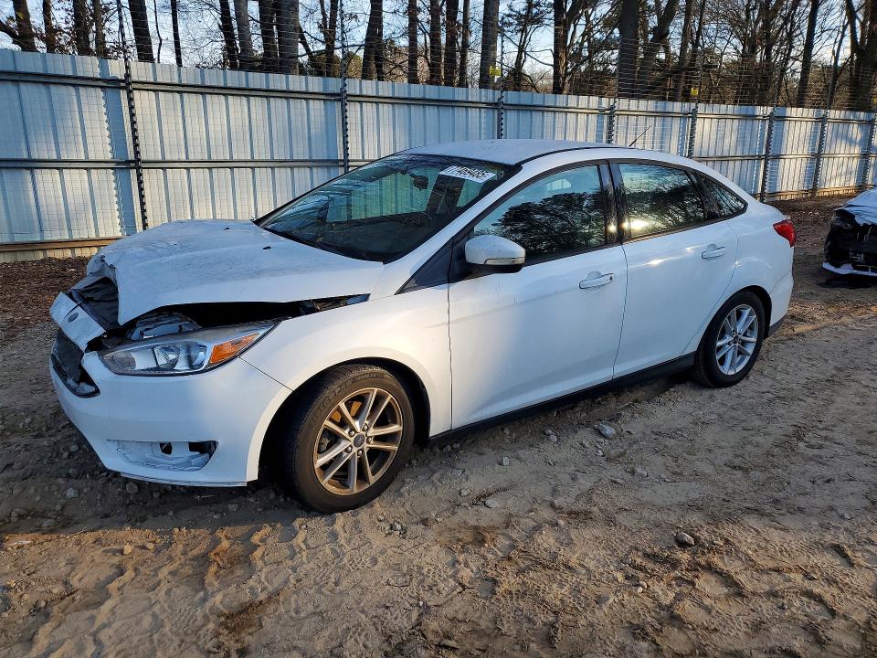 2016 FORD FOCUS — VIN 1FADP3F28GL204258