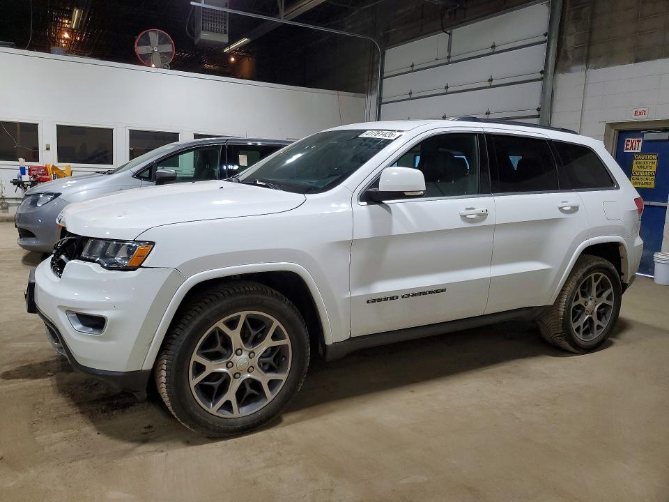 2018 JEEP GRAND CHEROKEE — VIN 1C4RJFBG1JC332501