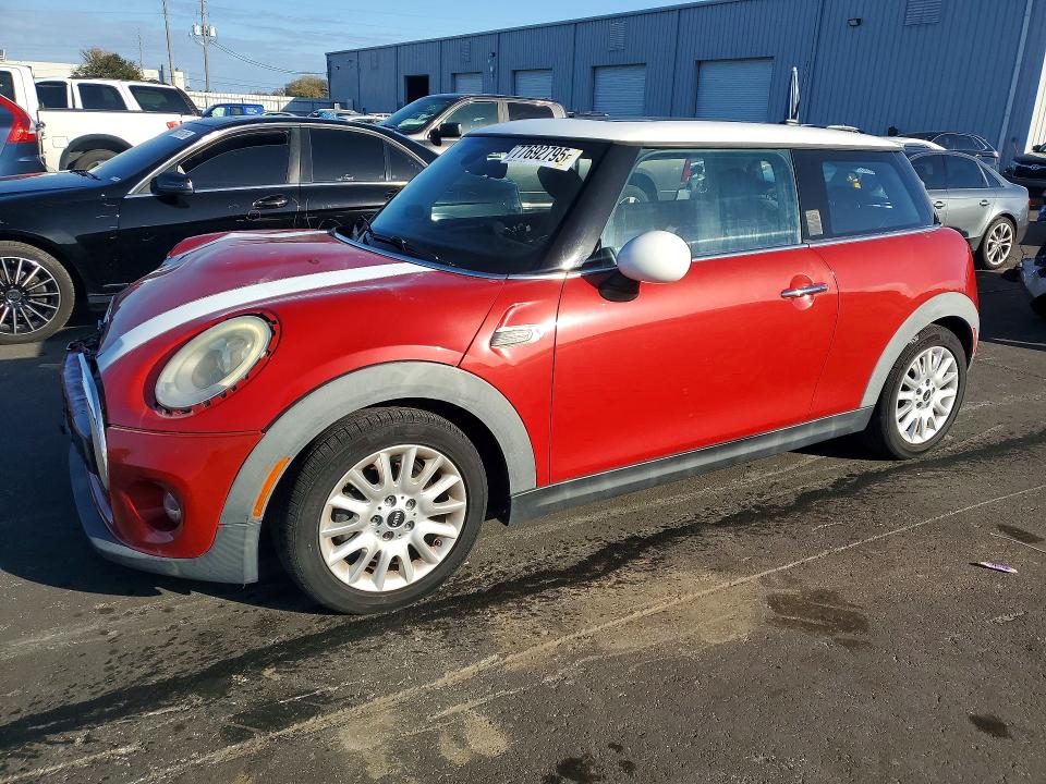 2015 MINI COOPER — VIN WMWXM5C53F3A96656