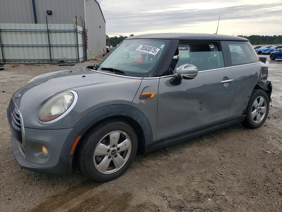 2017 MINI COOPER — VIN WMWXP5C33H2G60305