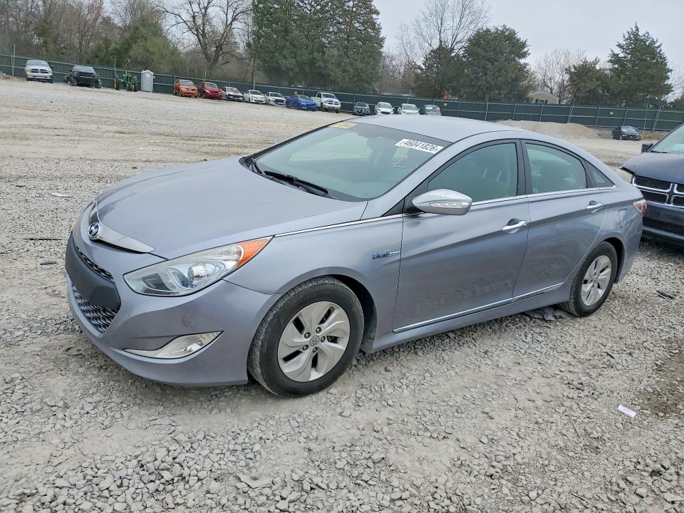 2015 HYUNDAI SONATA HYBRID — VIN KMHEC4A41FA119373