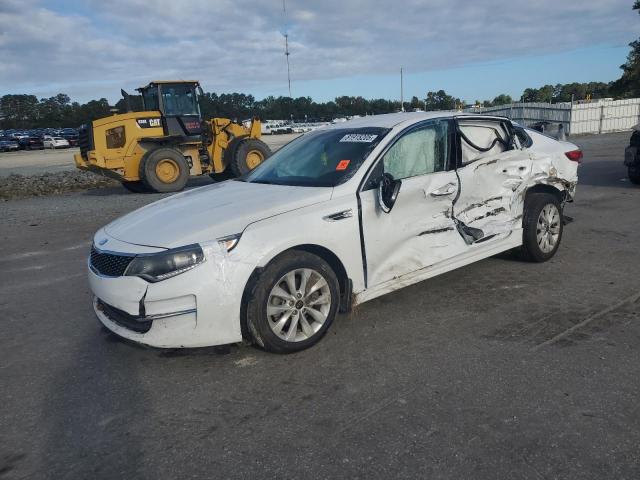 2018 KIA OPTIMA — VIN 5XXGU4L35JG237888