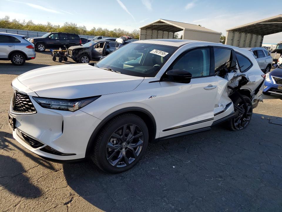 2024 ACURA MDX — VIN 5J8YE1H02RL018897