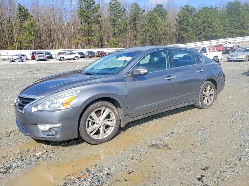 2015 NISSAN ALTIMA — VIN 1N4AL3AP1FN900643