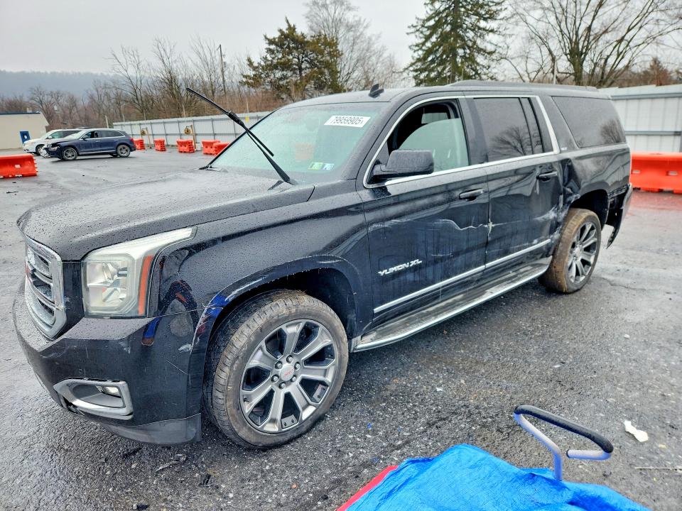 2015 GMC YUKON XL — VIN 1GKS2HKC1FR196970