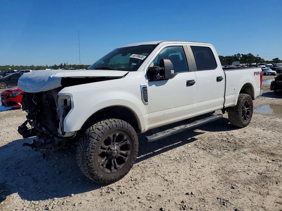 2017 FORD F250 — VIN 1FT7W2B66HEF34449