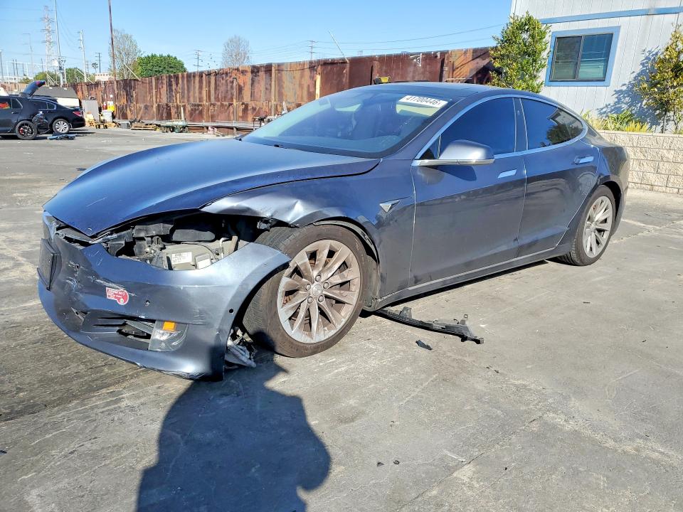 2017 TESLA MODEL S — VIN 5YJSA1E23HF229212