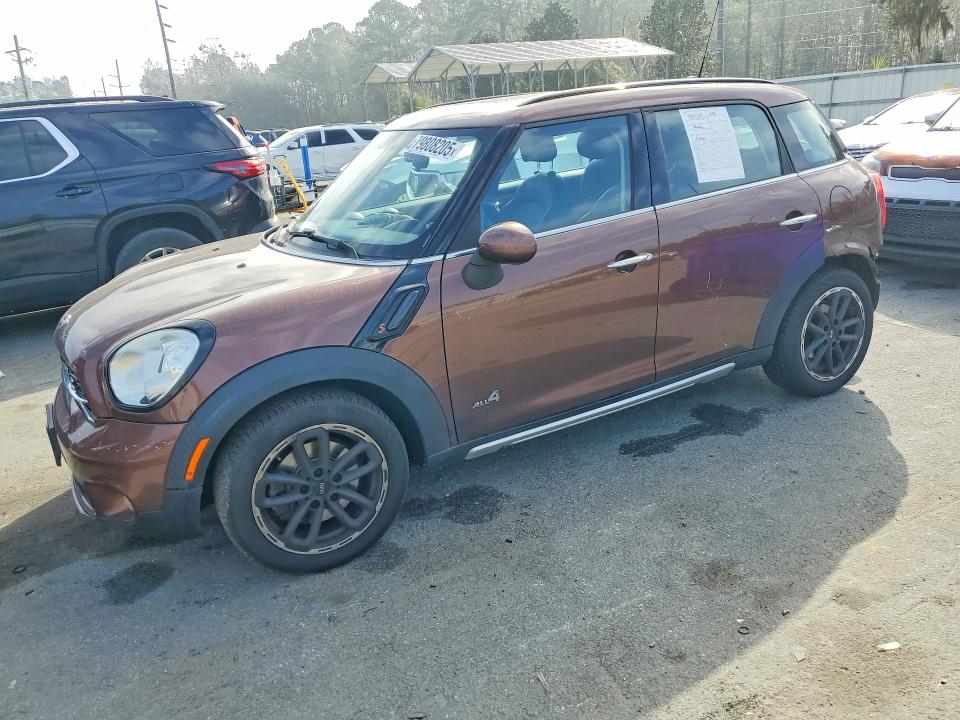 2015 MINI COOPER — VIN WMWZC5C52FWP44124
