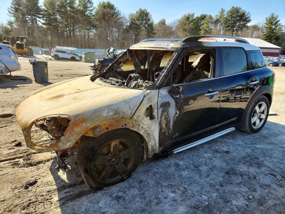 2017 MINI COOPER — VIN WMZYV5C39H3E01518
